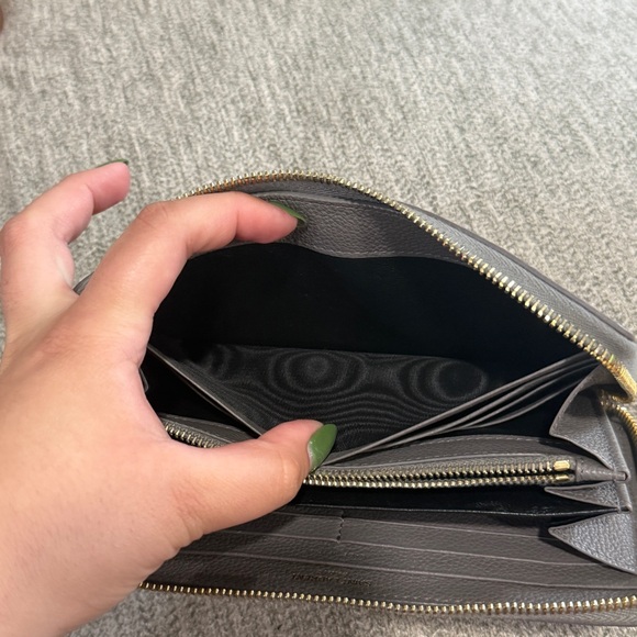 Yves Saint Laurent Gray Gold Wallet Sophisticated Design - Picture 11 of 16